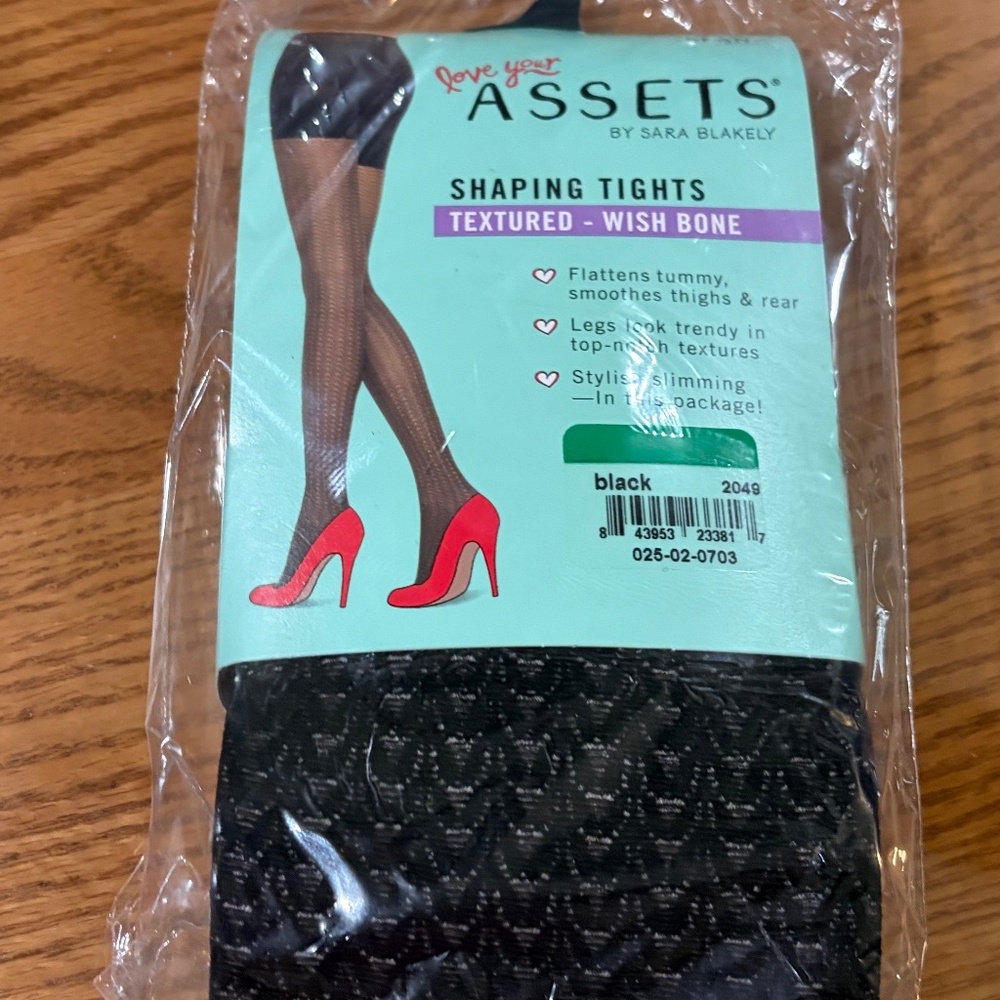 NIP Love Your Assets Spanx Shaping Tights Textured Wishbone Black Sara Blakely - Picture 6 of 6